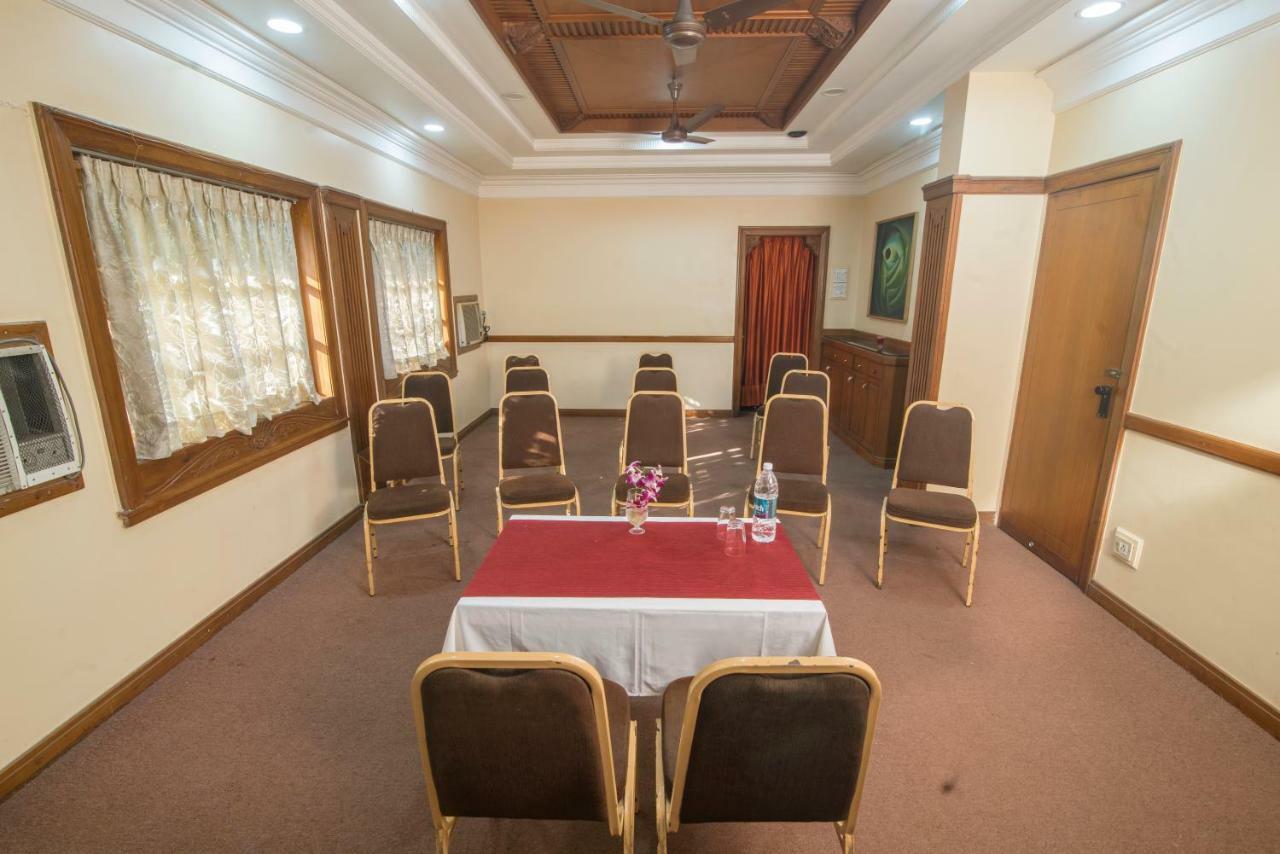 Hotel Ayodhya Kolhapur Ngoại thất bức ảnh