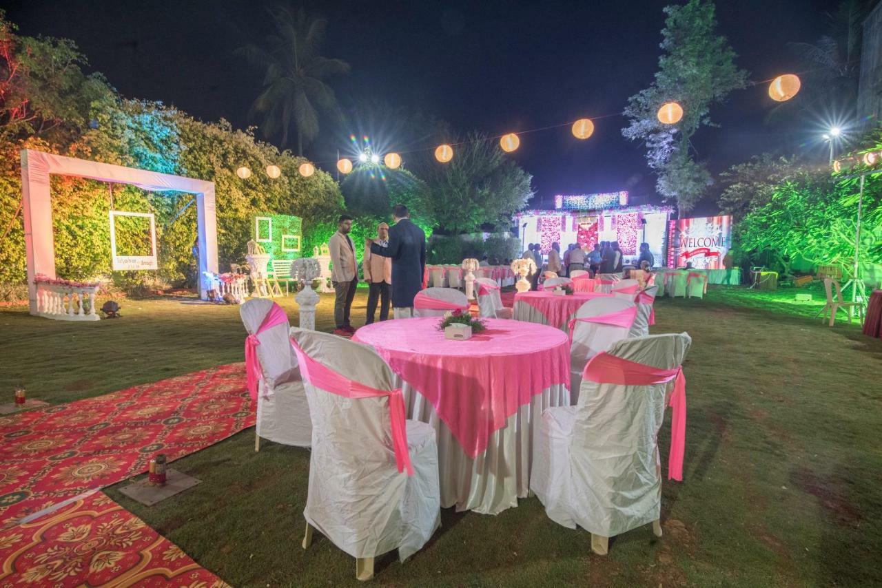 Hotel Ayodhya Kolhapur Ngoại thất bức ảnh